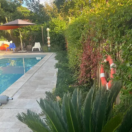 - Maison Le Paradis * Ares