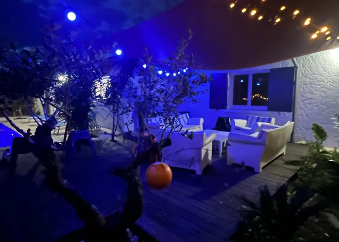 - Maison Le Paradis Ares