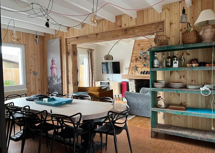 - Maison Le Paradis * Ares